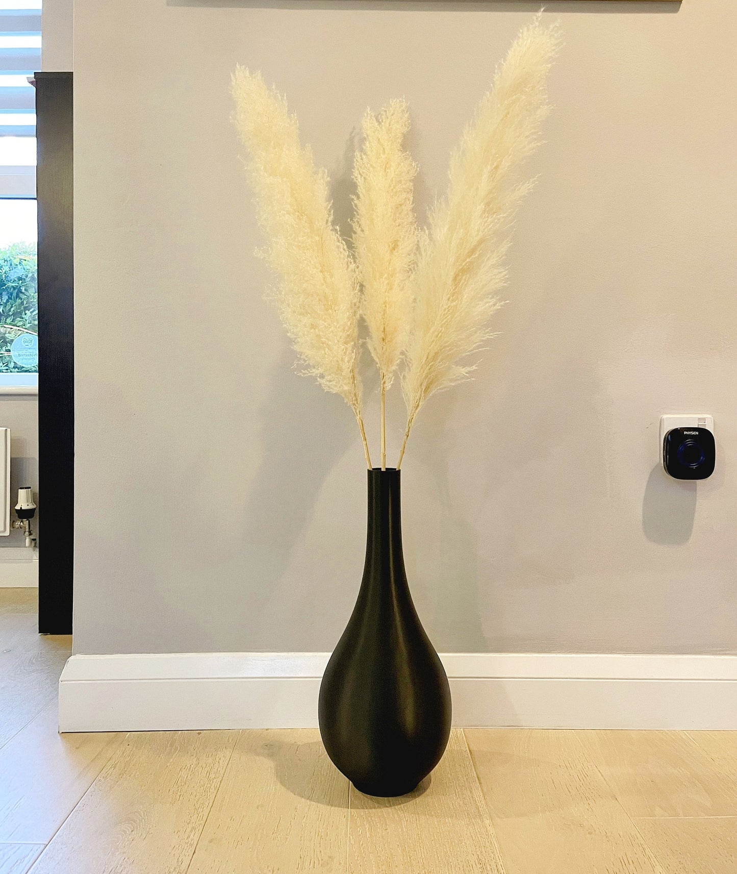 Eso-4 Vase, Schwarz