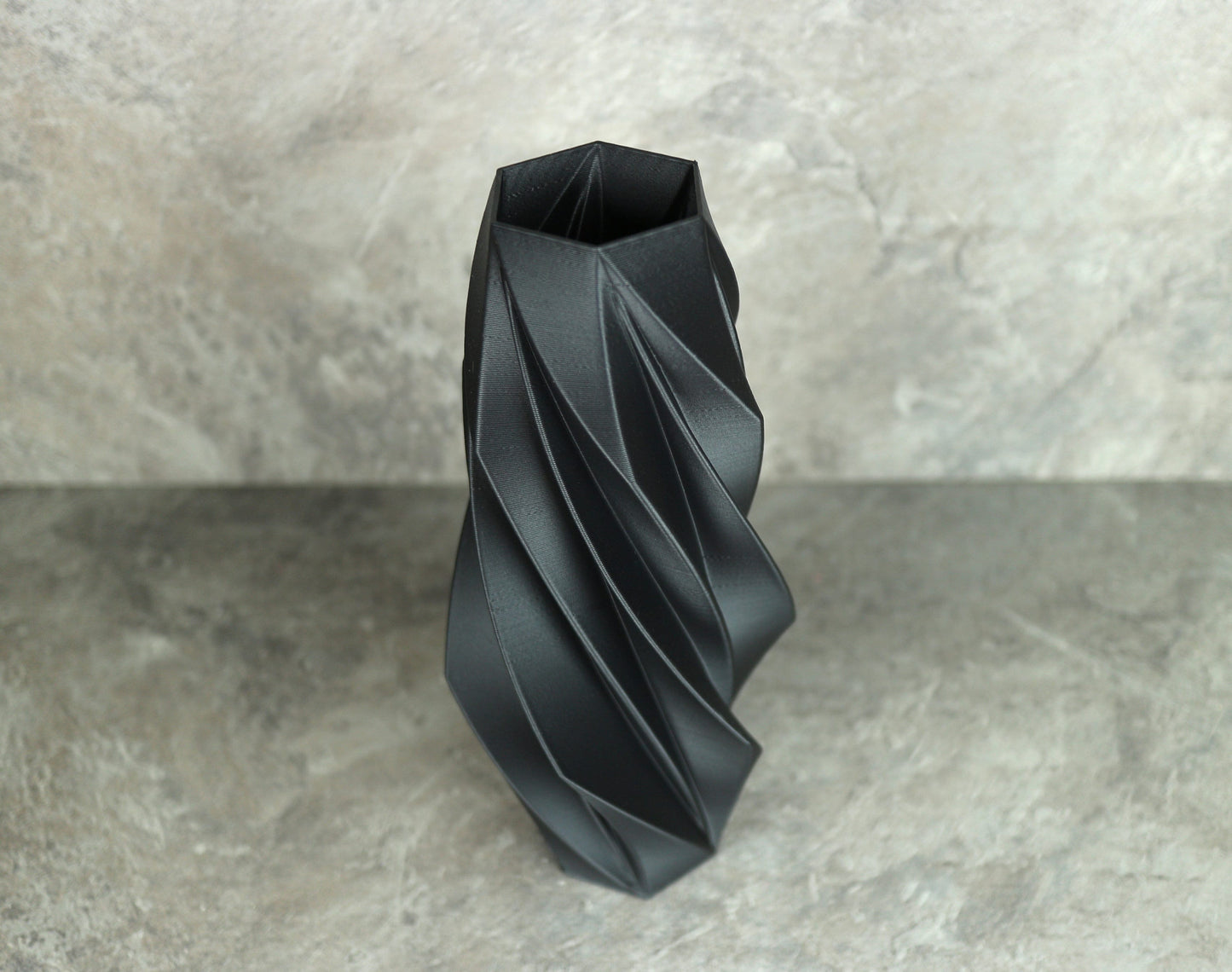 Eso-34 Vase, Schwarz