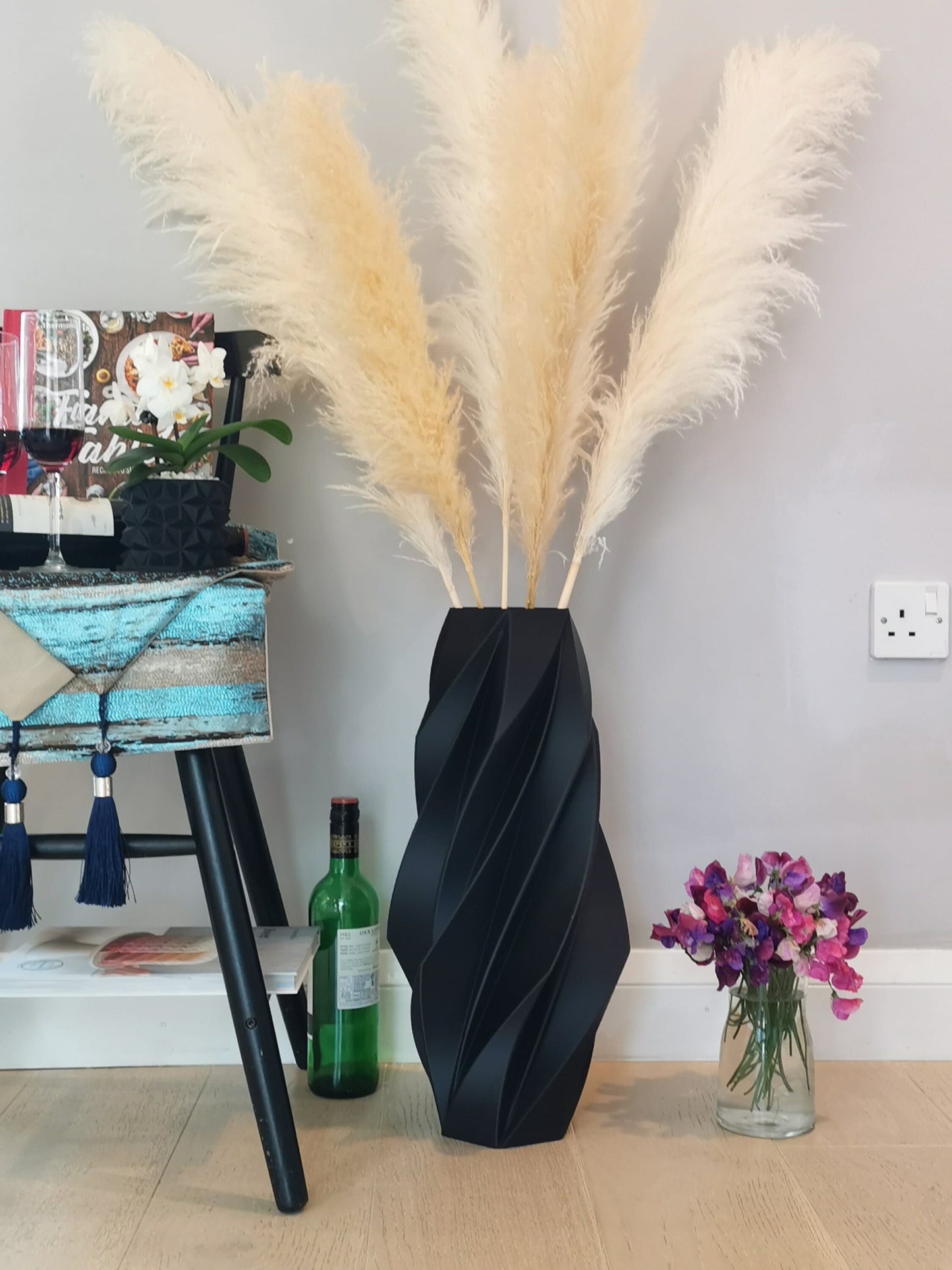 Eso-34 Vase, Schwarz